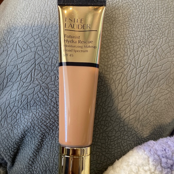 Estée Lauder futurist hydra rescue foundation - Picture 2 of 2